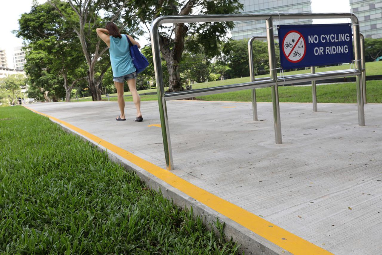 Singapore is Making Roads from Trash, Image via The Straits Times