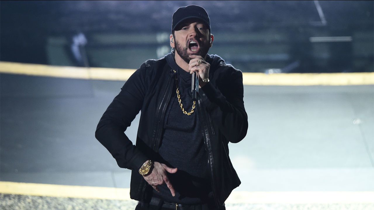 Eminem did not accept his Oscar in 2003 for this same song, image via AP