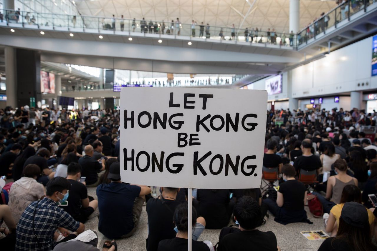 The Hong Kong city has experienced one of the most dramatic days in 24 weeks of protests, Photo EPA-EFE