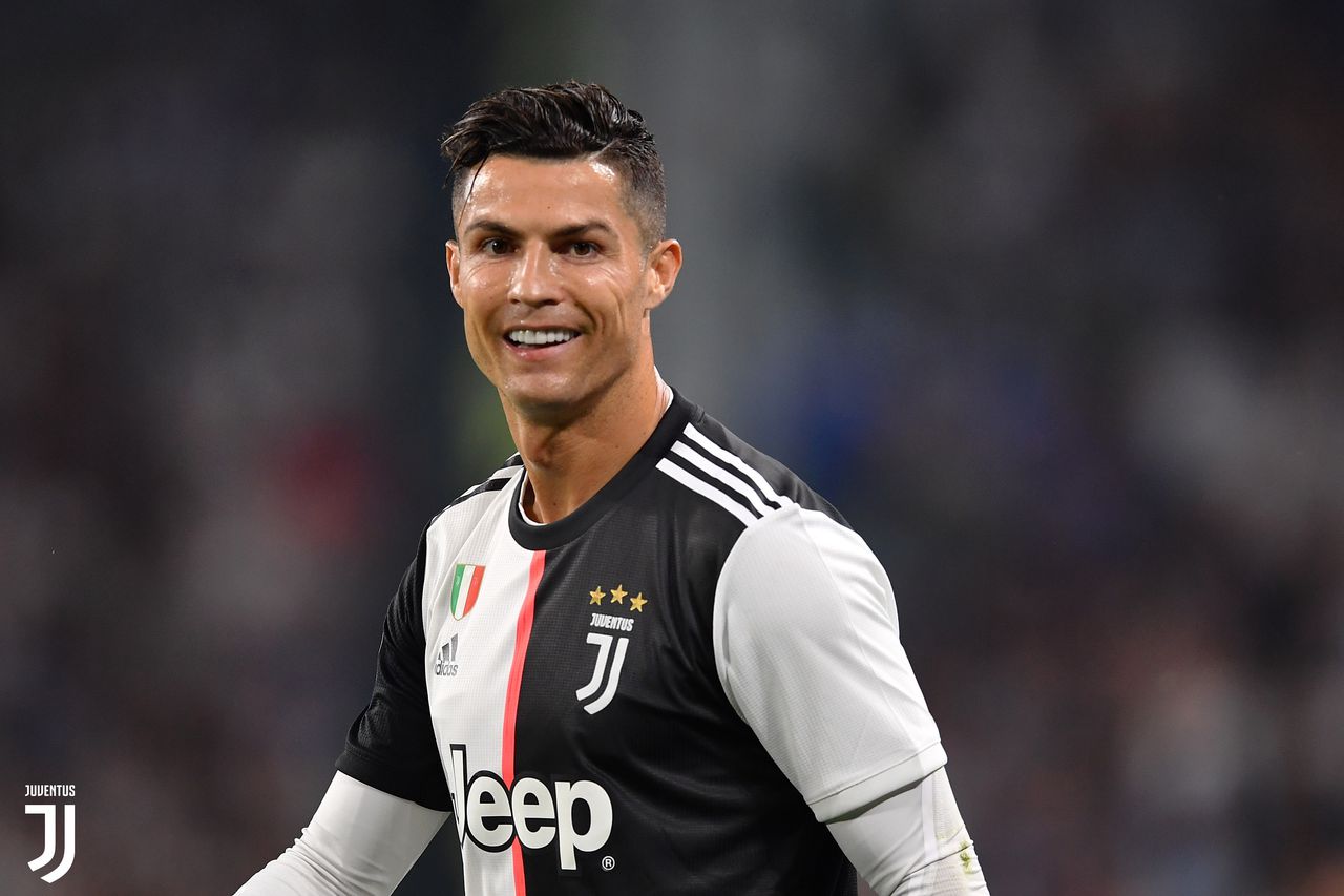 Ronaldo returns to Italy and hopes revive for the Italian season
