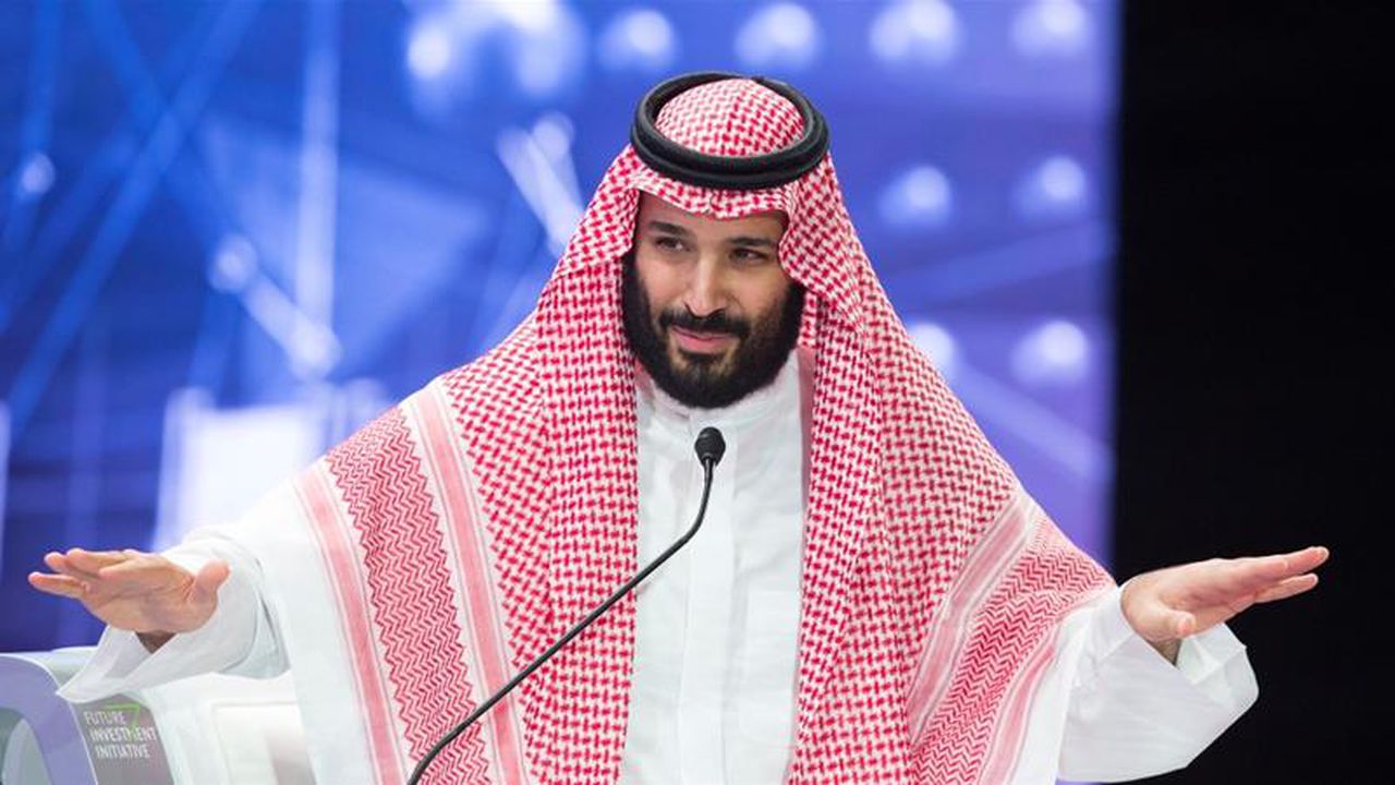 Saudi Arabia plans to triple taxes, cuts spending