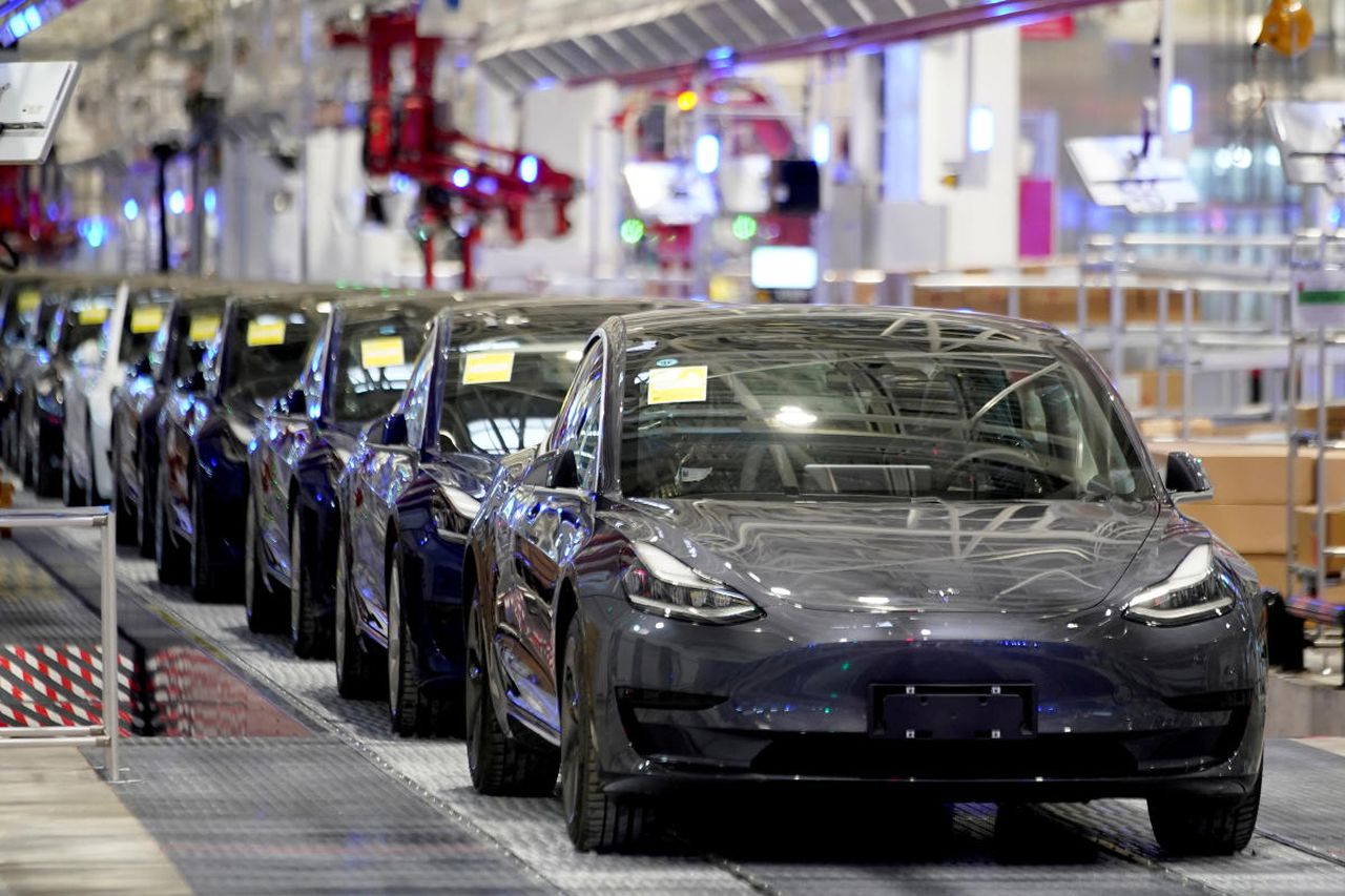 Tesla achieves record-breaking value of 89 billion USD, more than Ford and GM combined. Image via Reuters.