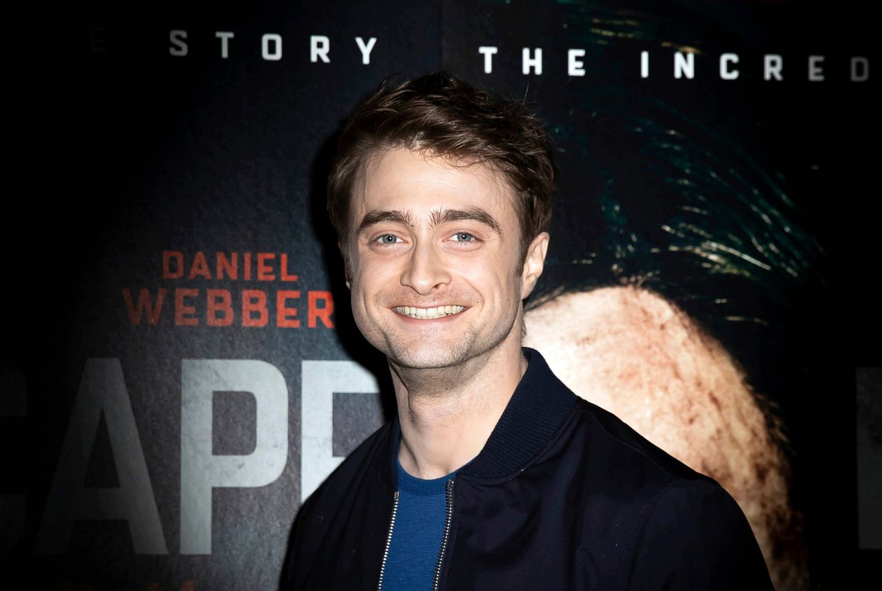 Harry Potter actor Daniel Radcliffe denies coronavirus rumors, appears healthy in podcast appearance. Image via Evening Standard.