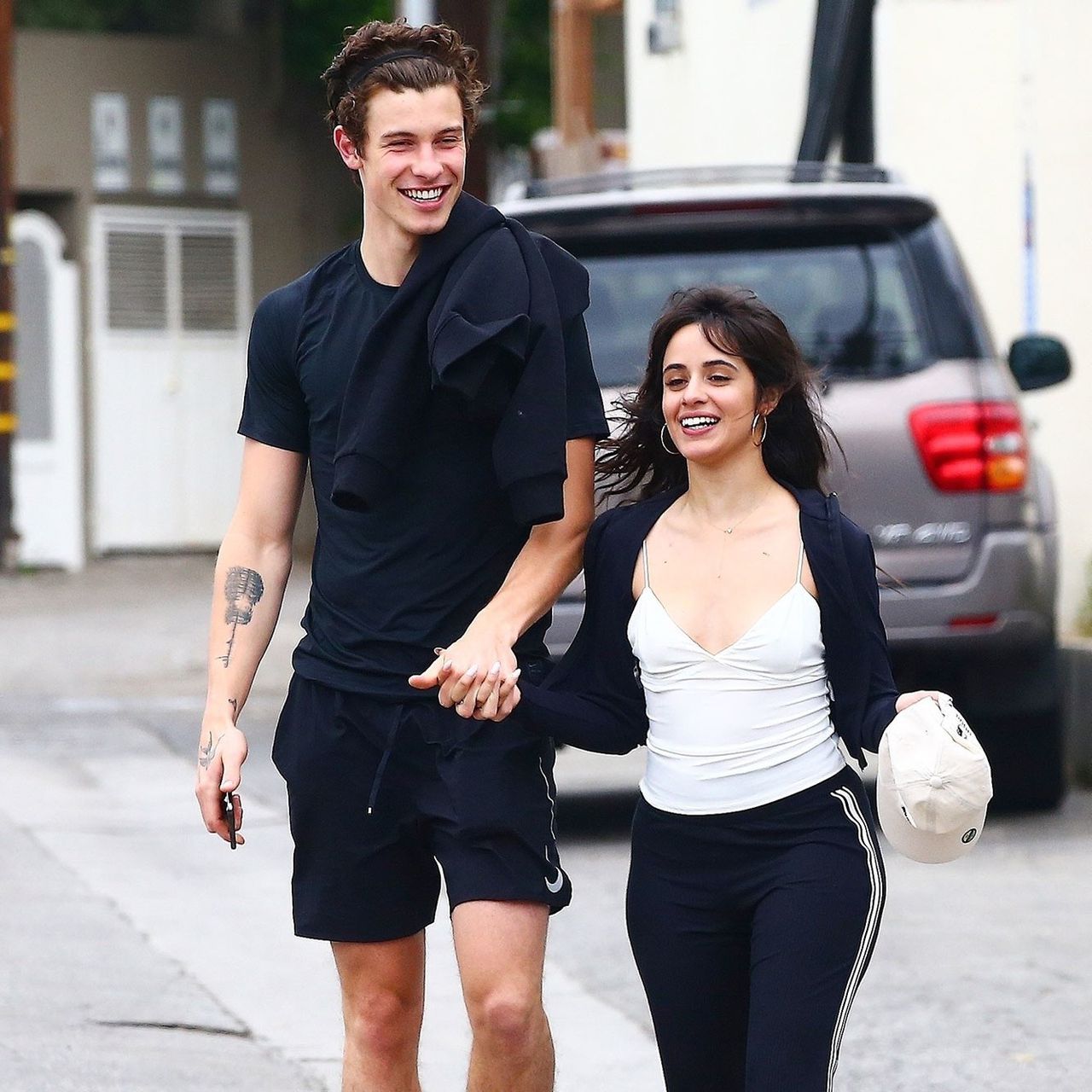 Shawn Mendes & Camila Cabello's Painfully Slow Stroll Is Too Relatable, Image via Vogue