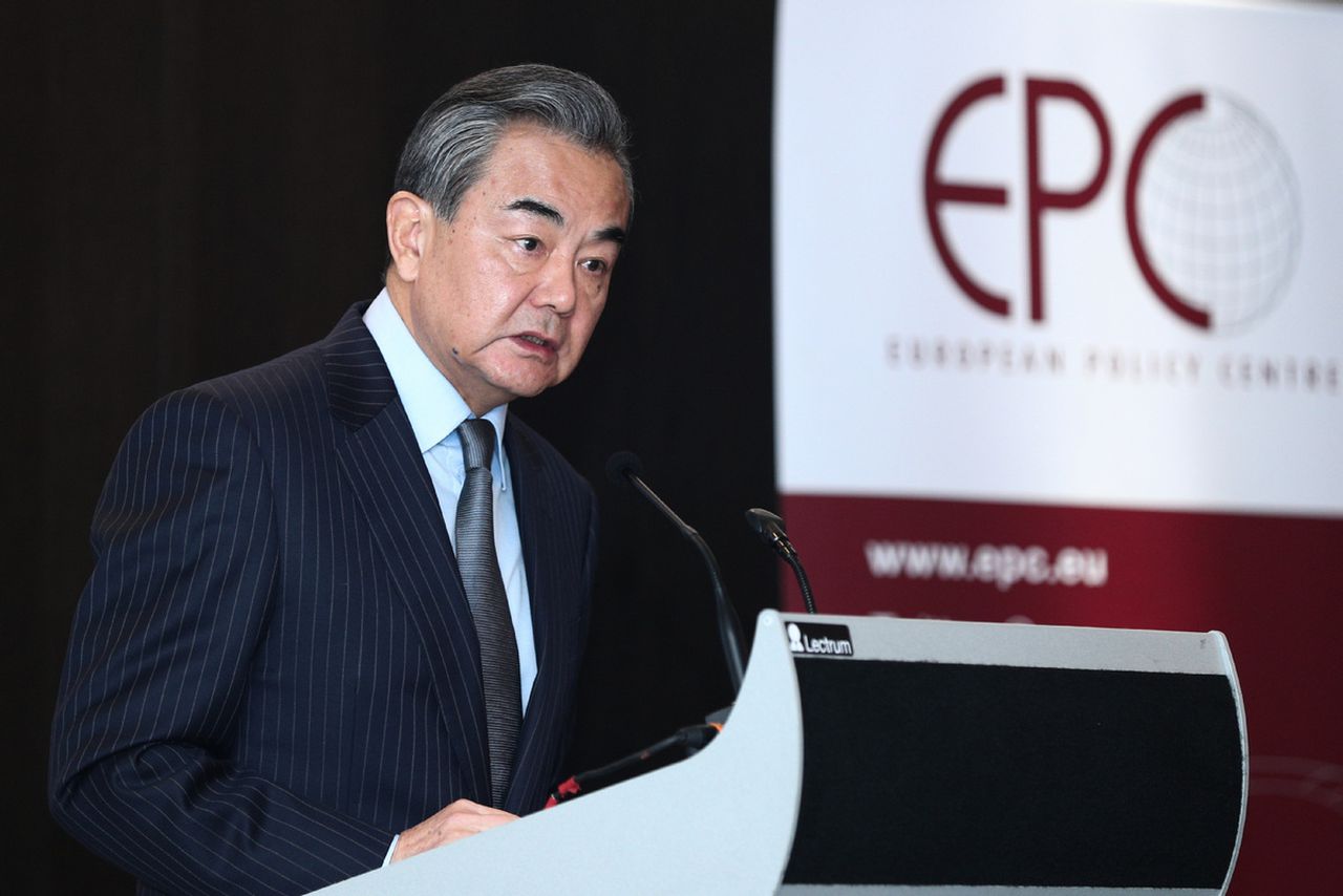 Chinese foreign minister states China will prioritize EU relations amid US trade war. Image via Xinhua.