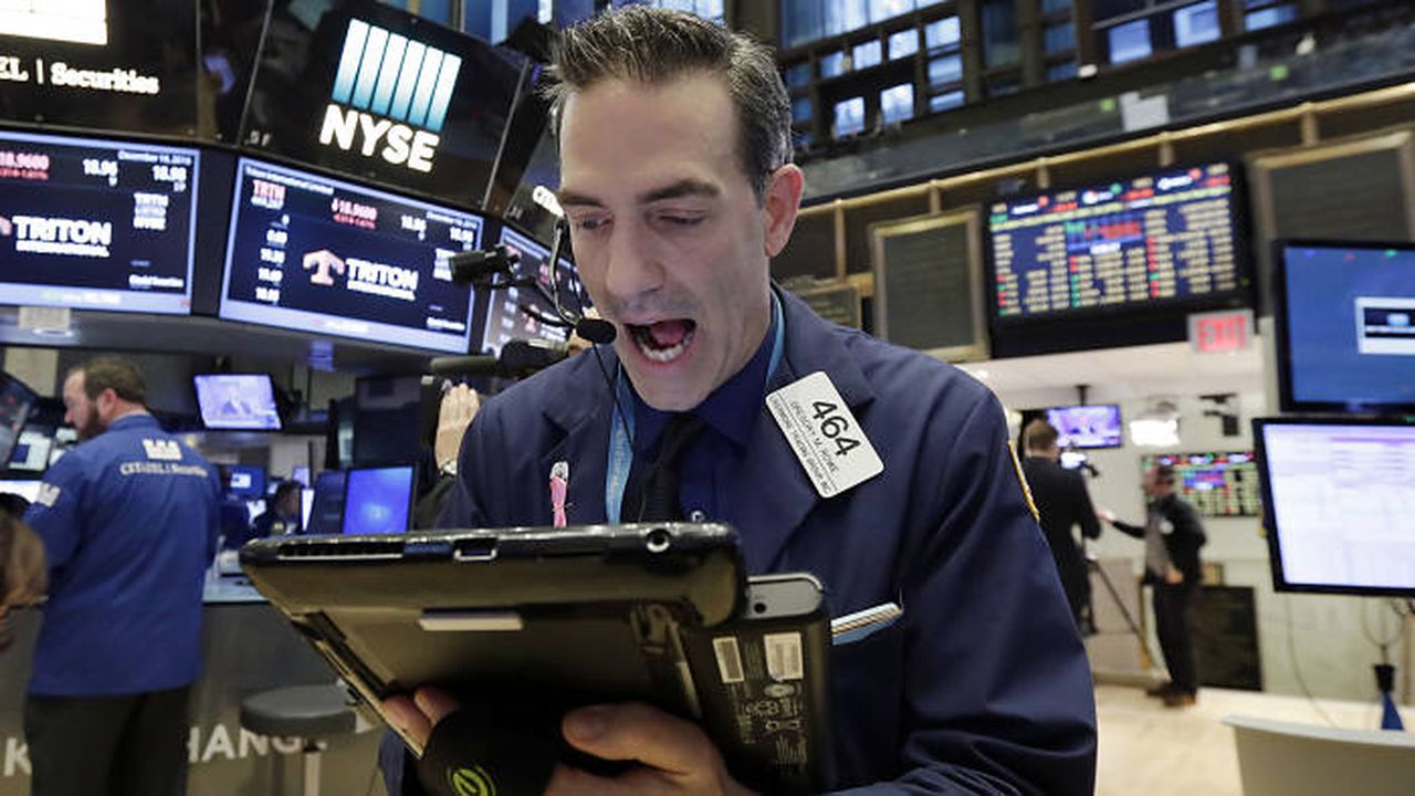 Dow Jones Industrial Average jumped more than 200 points, Image via AP