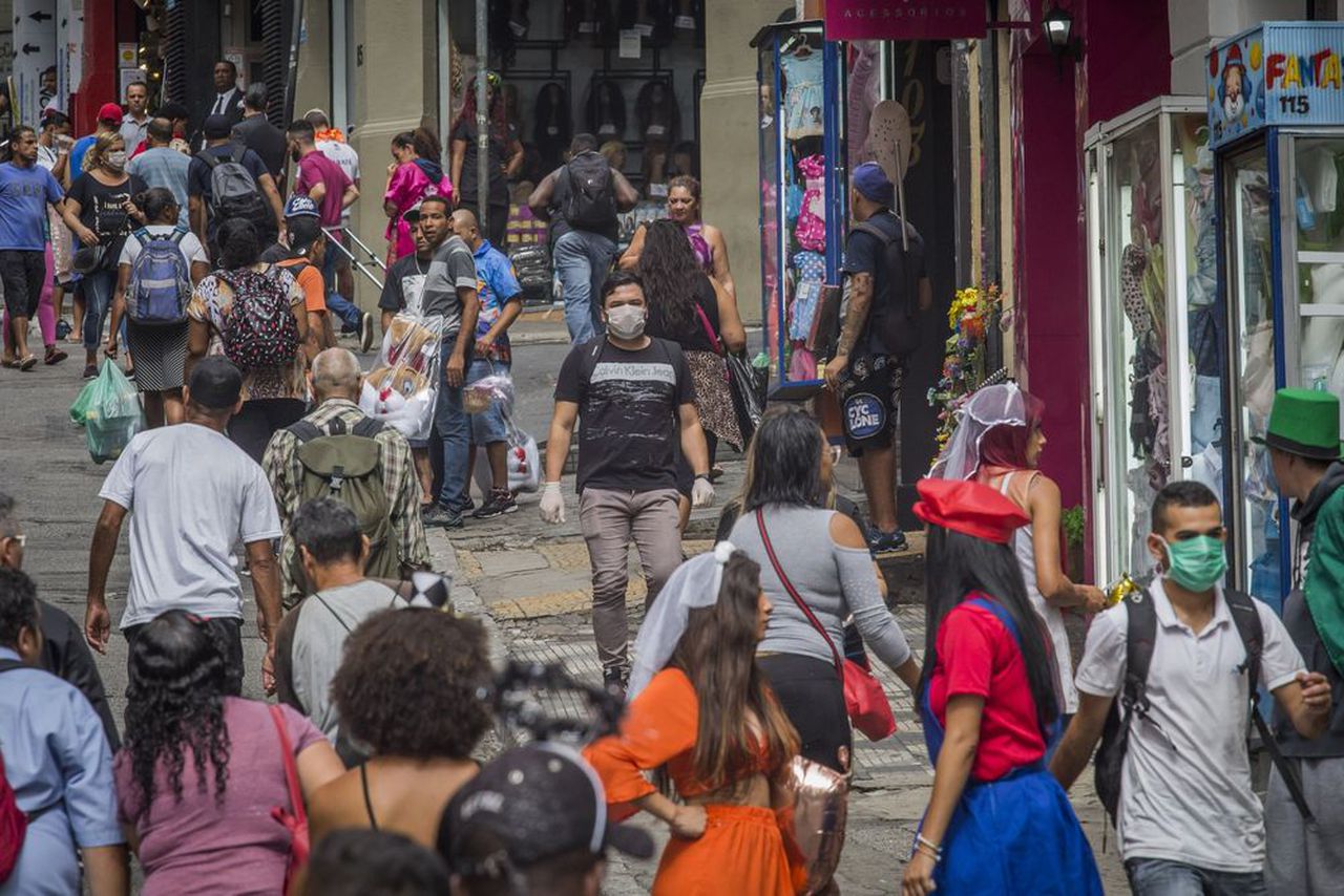 Brazilian hospitals near collapse