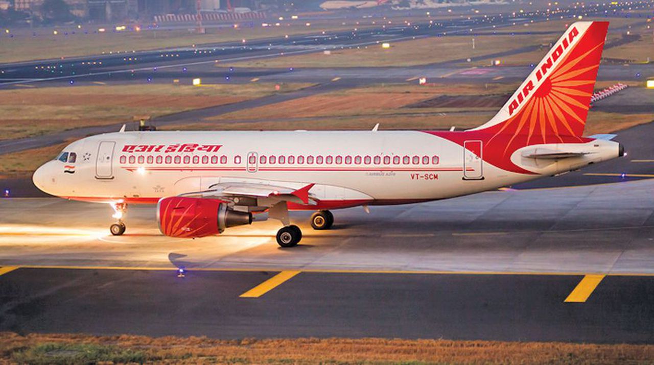 Air India plane crash kills 18 people