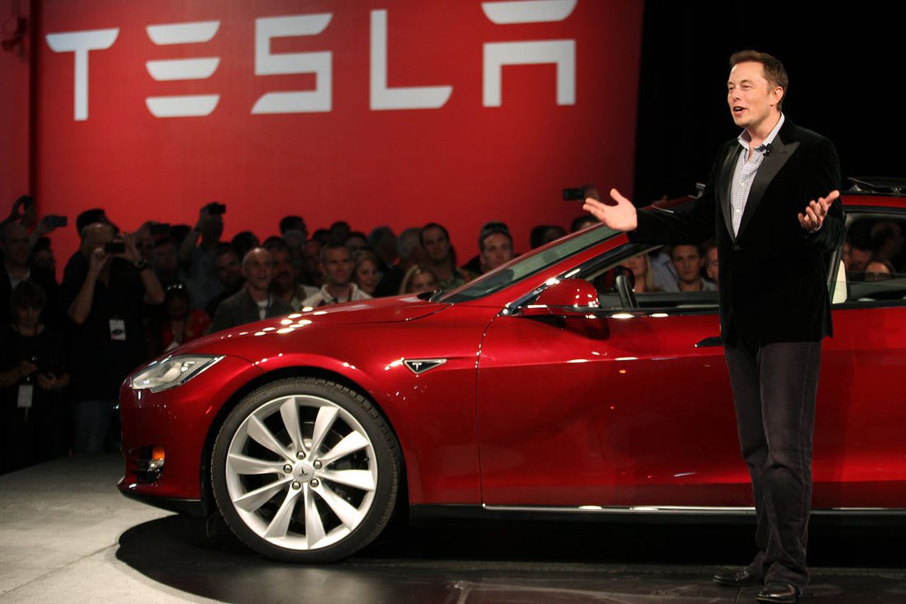 How did a tweet cost Tesla $14 billion?