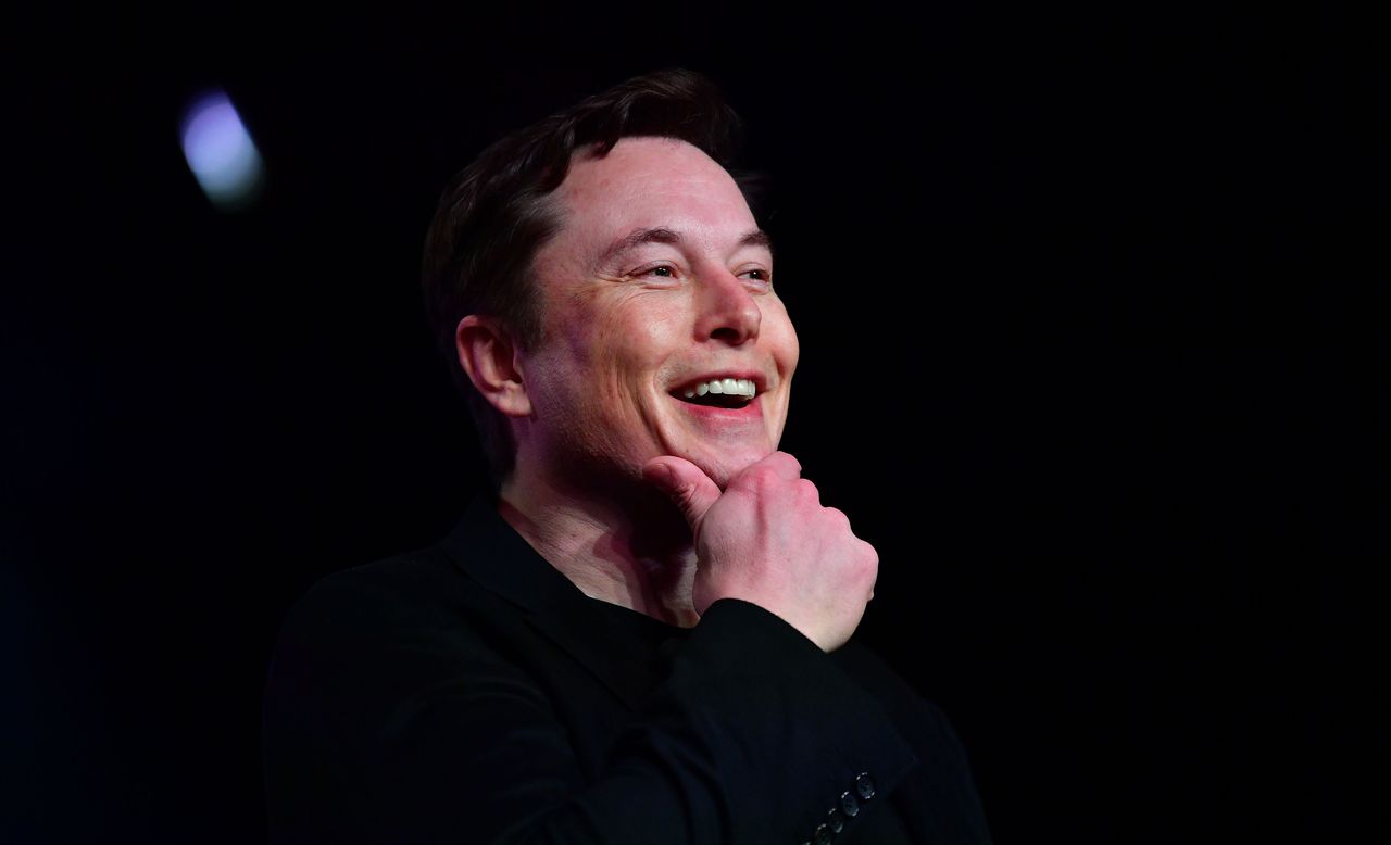 Elon Musk wants Tesla to shift production to ventilators to help fight coronavirus. Image via USA Today.