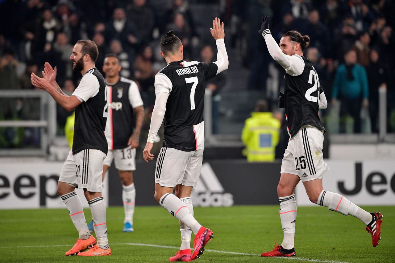 Juventus defeat Roma 3-1 to proceed to Coppa Italia semi-finals. Image via Getty Images.
