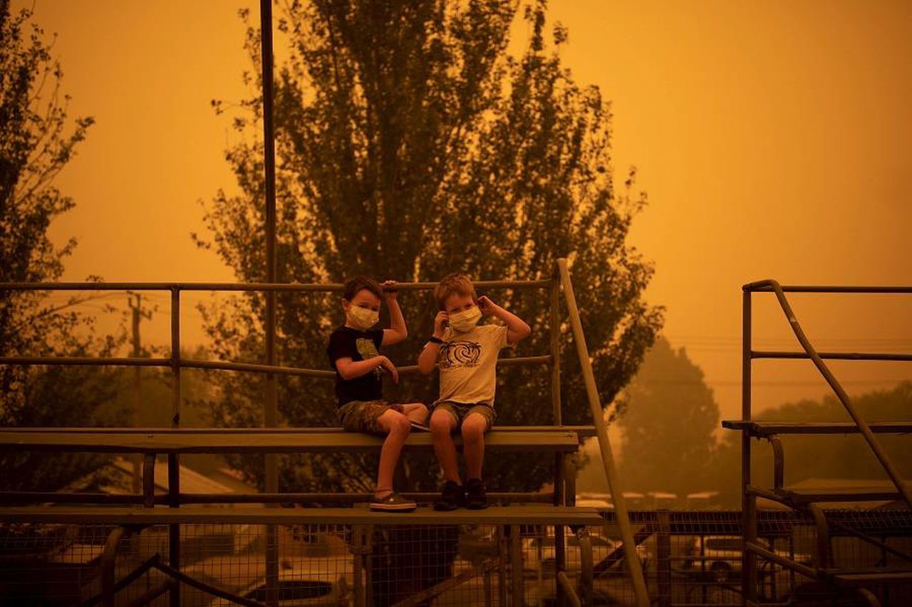 Longer summers increase the chances of bushfires, image via Getty Images