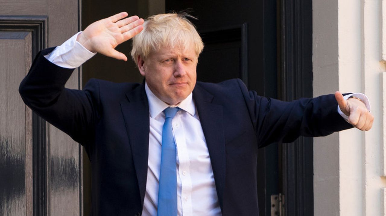 Boris Jonson plans to reopen UK as early as Monday