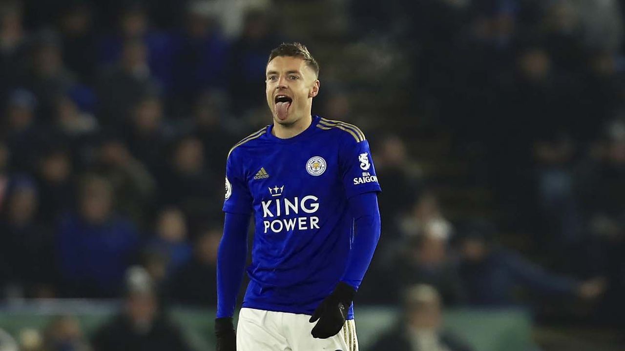 Leicester beat Watford 2-0 to retake Premier League number two position. Image via AP.