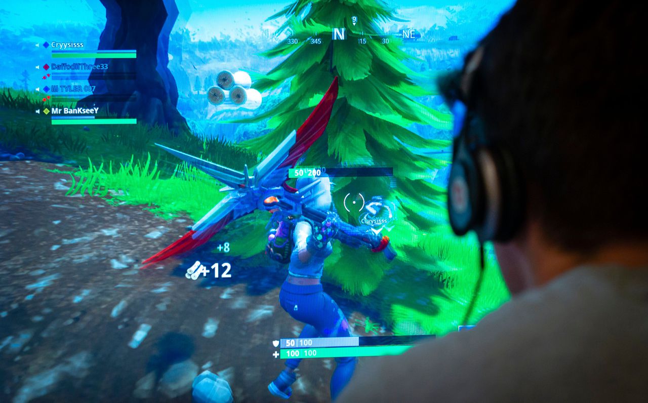 Superdata reports Fortnite once again best earning game of the year, gaming industry earnings break records. Image via Shutterstock.