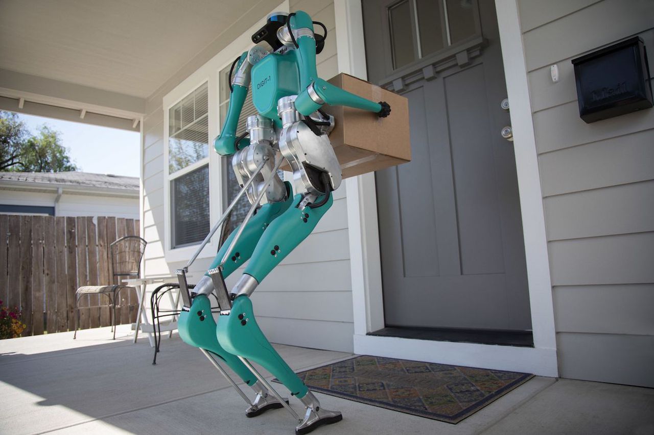 The robots will work together with self driving cars to make deliveries, image via Agility Robotics