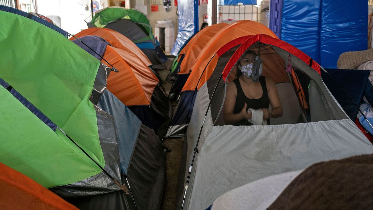 U.N. To Install Asylum-Seekers' Housing In Mexico