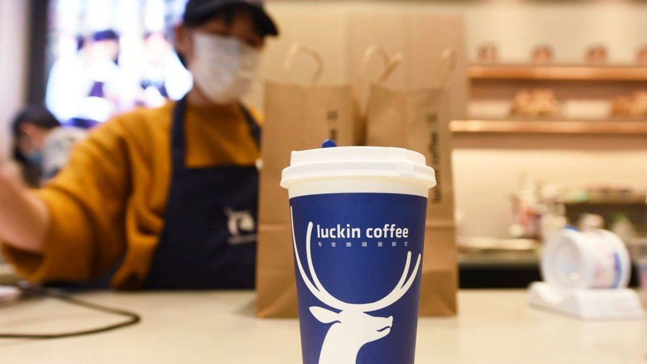 Luckin Coffee: Scandal-hit chain raided by regulators in China