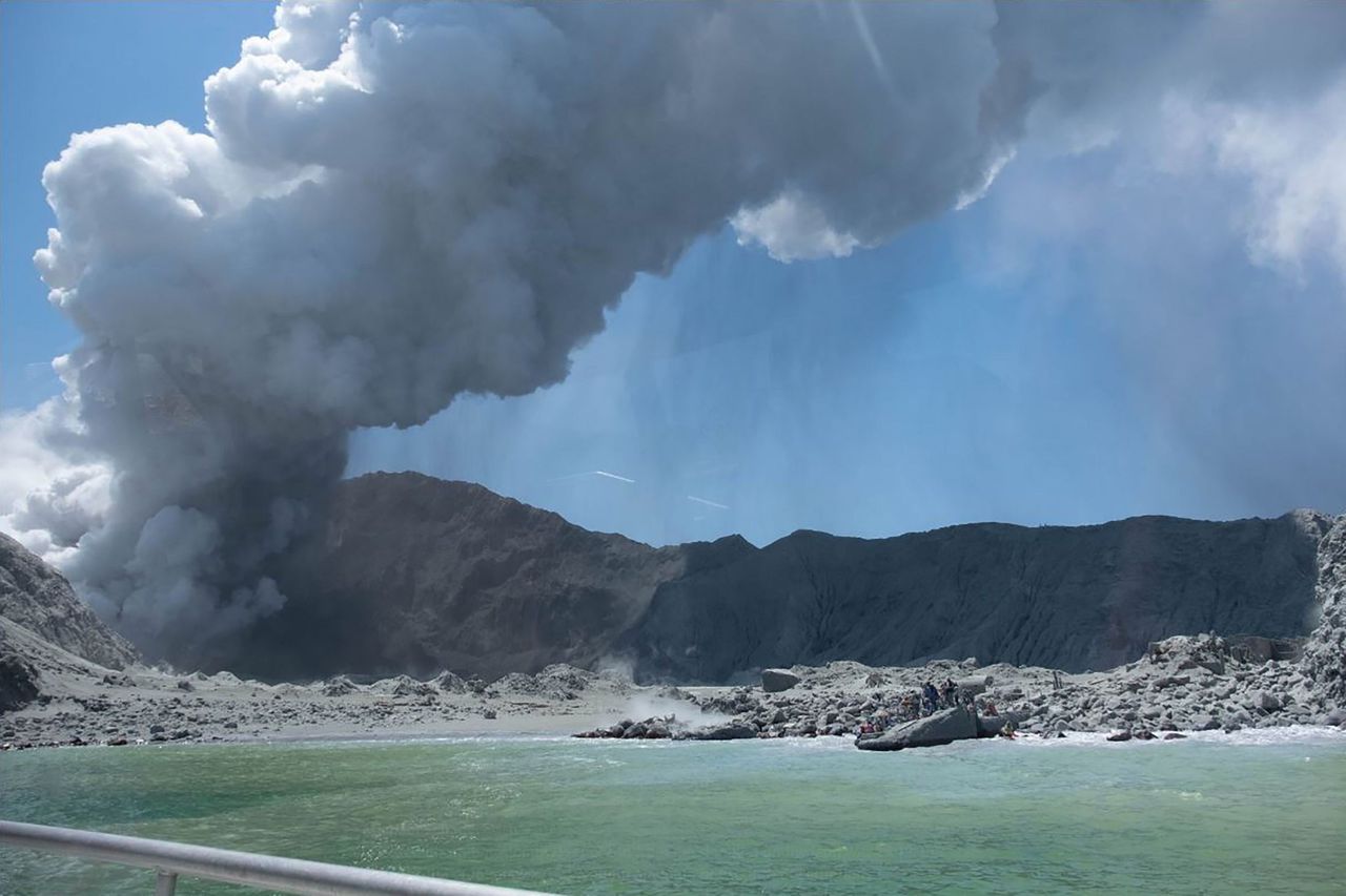 Authorities announce 16 dead in White Island volcano eruption, rescue mission planned. Image via The Independent.