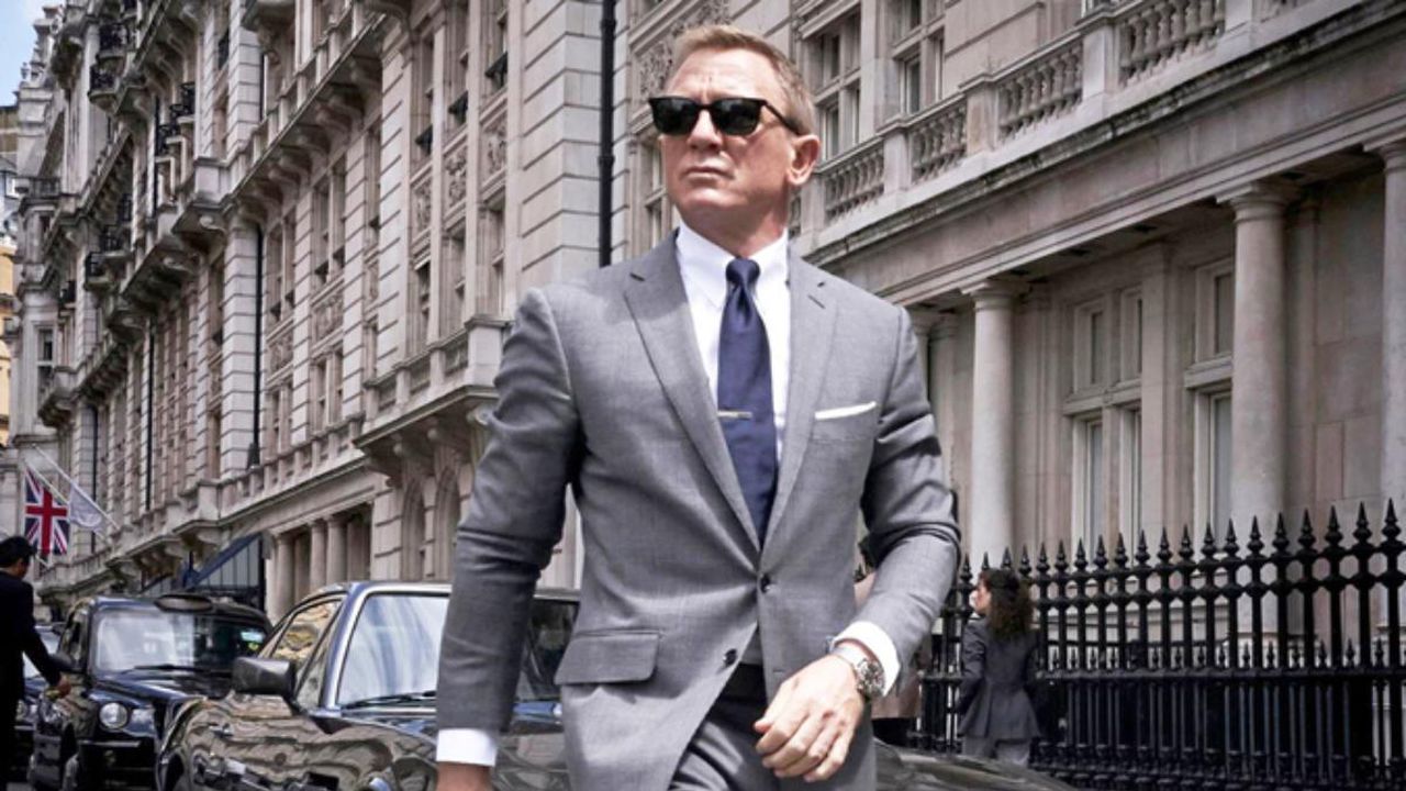 Daniel Craig reveals he never wanted Bond role, would have preferred to play Superman or Spiderman. Image via India Today.