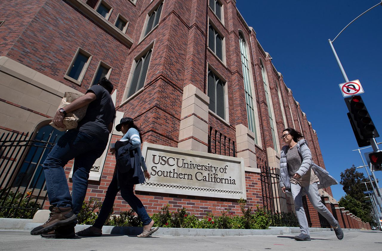 USC announces free tuition for families with less than $80,000 in annual income. Image via People.