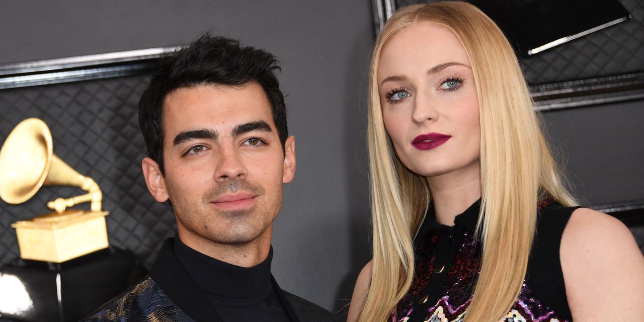 Sophie Turner and husband Joe Jonas are expecting their first child. Image via Getty Images.