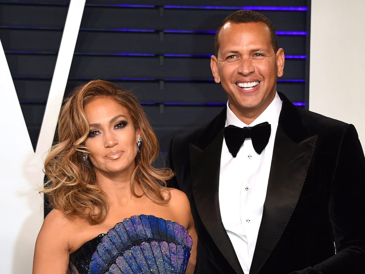 Alex Rodriguez and his fiancee Jennifer Lopez planning to buy