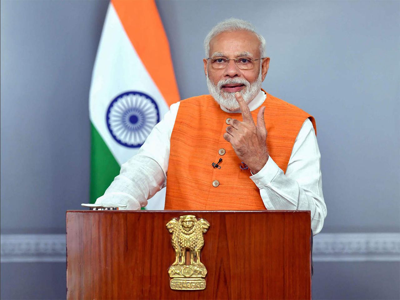 Indian Prime Minister asked 1.3 billion people to stay at home, Image via Economic Times