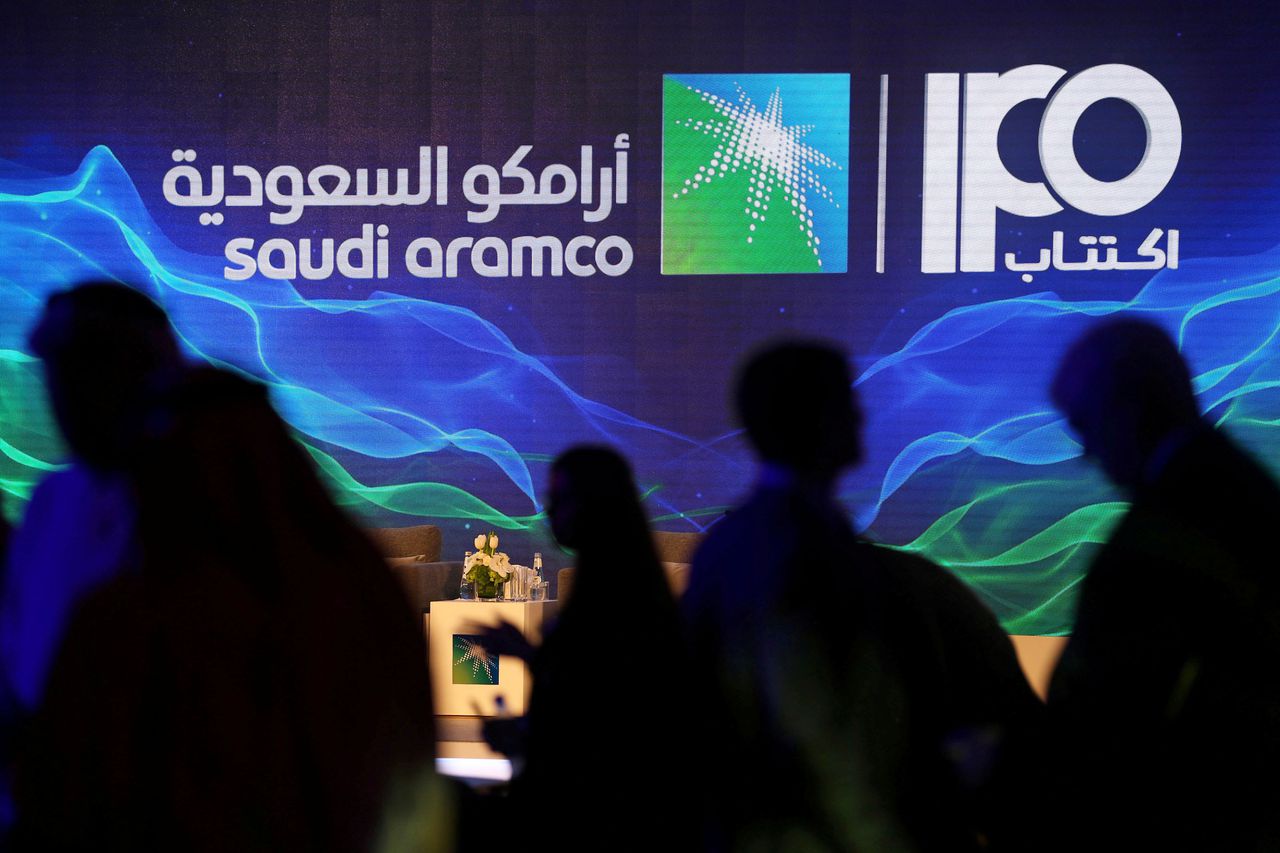 World's biggest oil company looks set to launch an IPO, image via Hamad Mohammed | Reuters