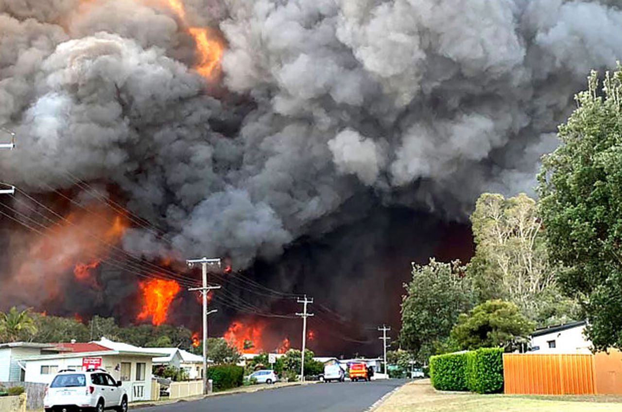Australia faces the most dangerous bushfire week in history, image via Kelly-ann Oosterbeek/AFP via Get
