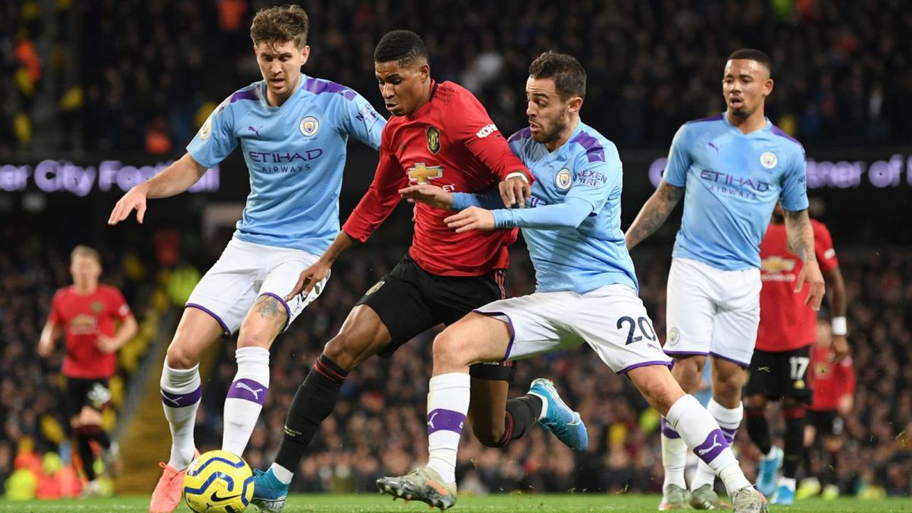 Manchester United flounder against Manchester City, suffer 3-1 defeat. Image via Sky Sports.