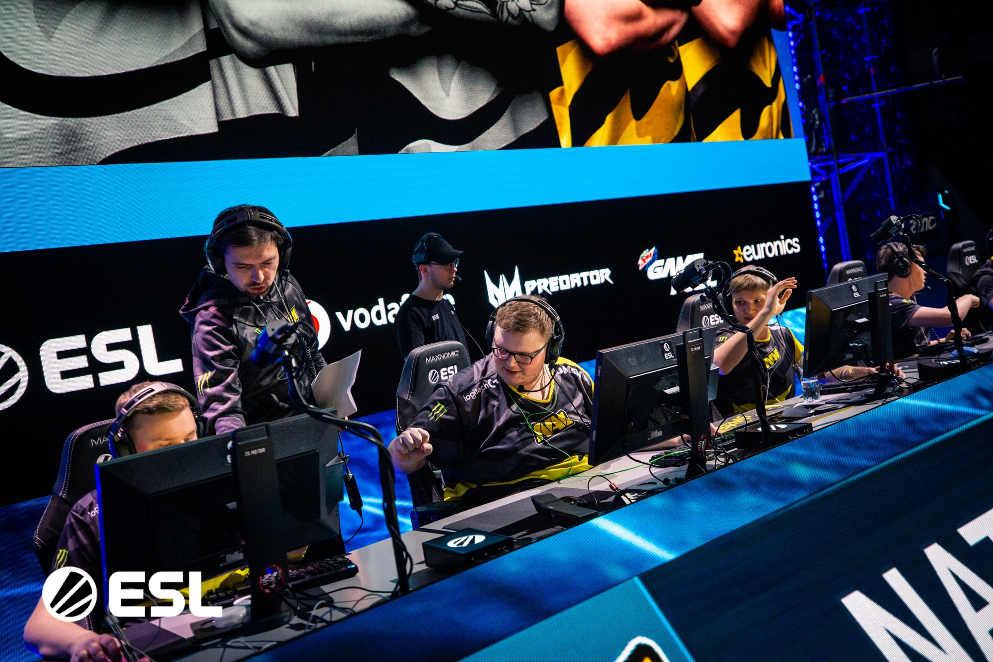 Na'Vi clean sweeps G2 Sports to win IEM Katowice 2020 Grand Finals. Image via Hotspawn.