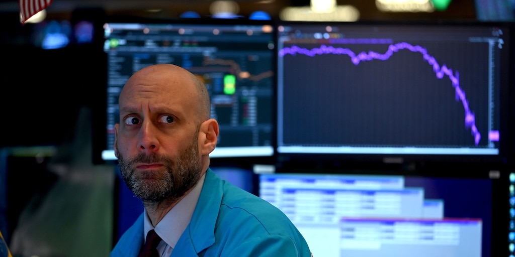 Stocks were so volatile this week some analysts have started pulling their S&P 500 targets