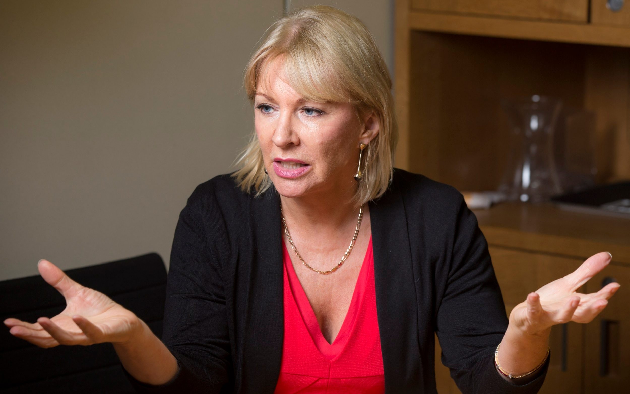 UK Health Minister Nadine Dorries tests positive for coronavirus infection. Image via The Telegraph.