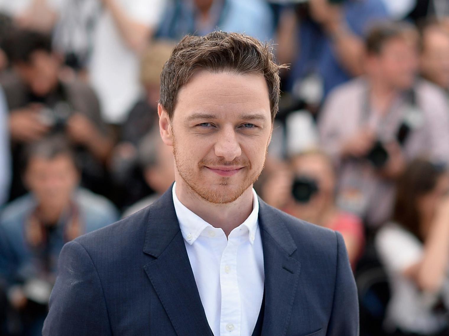 British actor James McAvoy donates 275,000 GBP to buy protective equipment for NHS staff. Image via Independent.