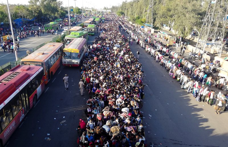 Starving Indian migrant workers protesting against lockdown extension