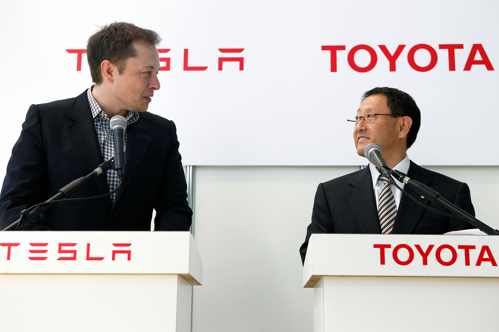 Tesla beats Toyota to become the world’s most valuable automaker