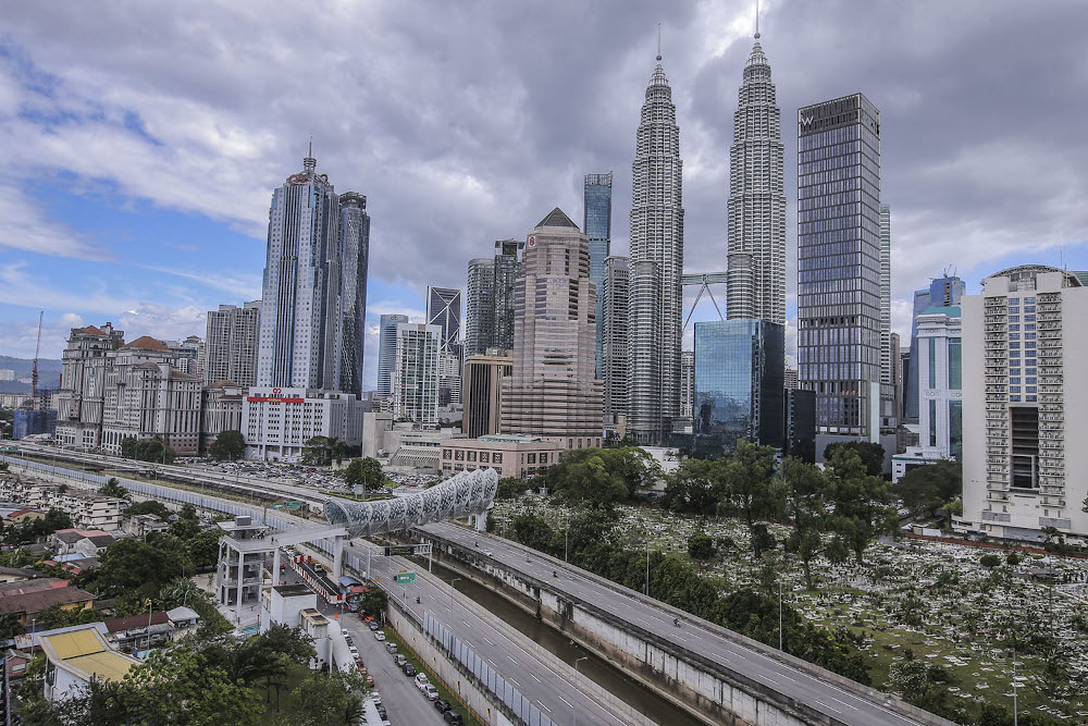 Malaysia cuts interest rate to the lowest level in history