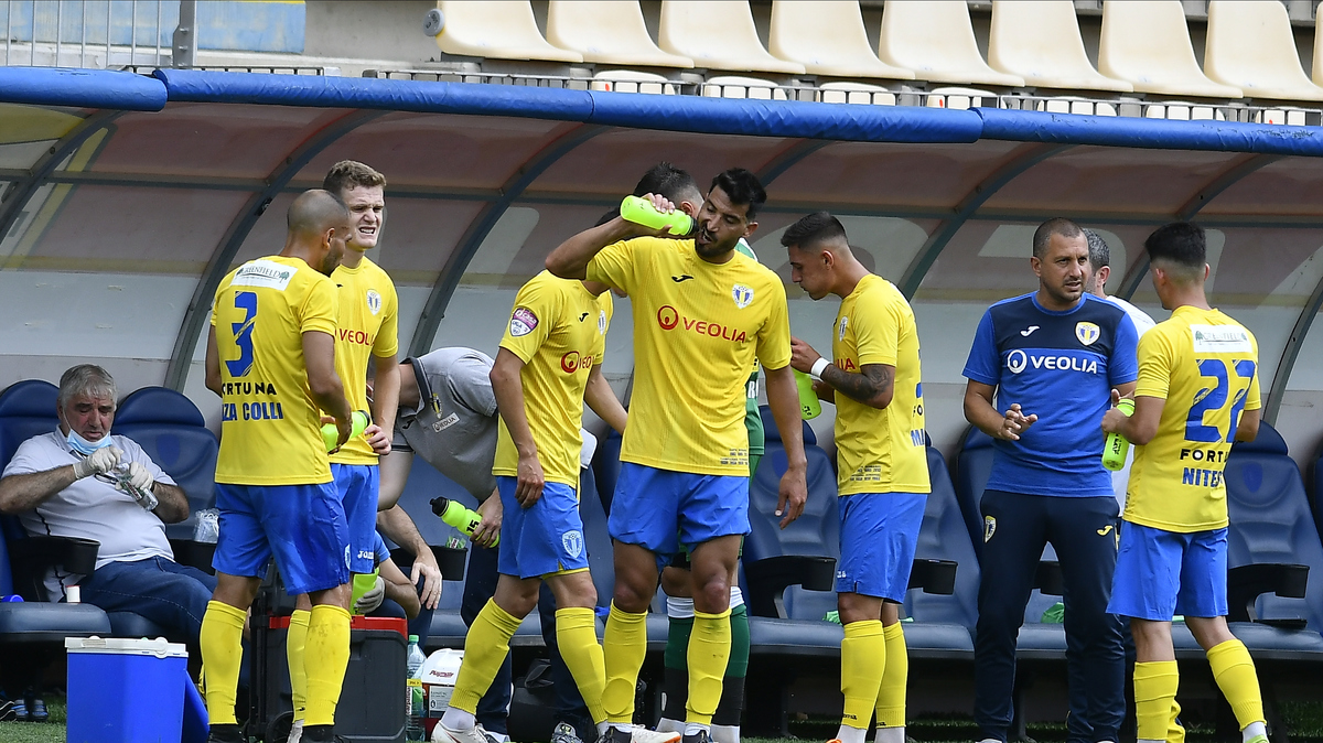 Football match in Romania called off over six coronavirus cases