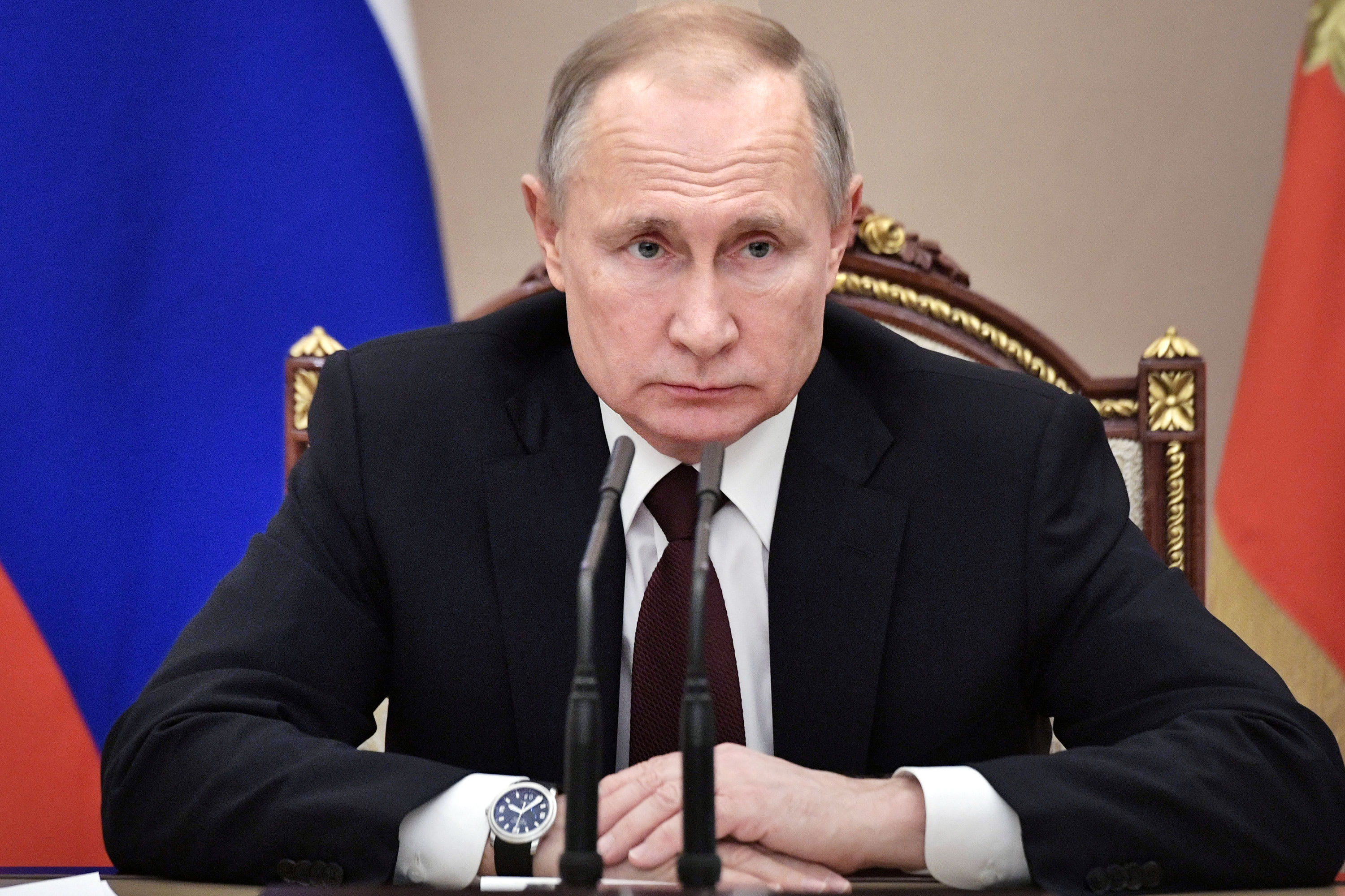 Putin seeking to create new world order with 'rogue states' amid coronavirus crisis, report claims