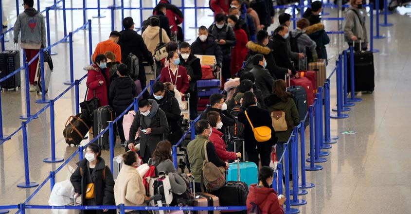 US evacuated 400 citizens from the quarantined cruise ship in Japan, Image via REUTERS/Aly Song