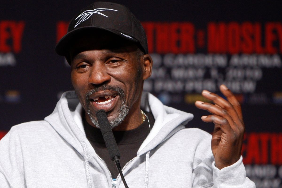 Floyd Mayweather Jr.'s uncle, trainer and boxing champ Roger dead at 58. Image via New York Post.